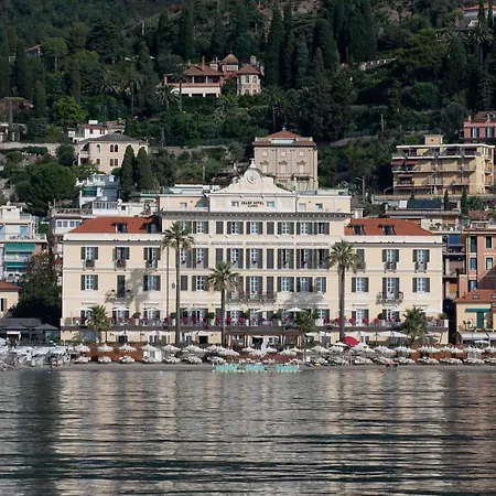 Готель Grand & - The Leading Of The World 5*