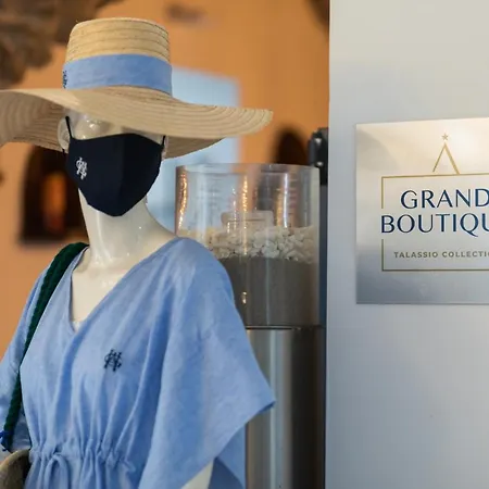 Готель Grand & - The Leading Of The World Алассіо
