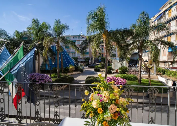 Grand & - The Leading Of The World 5* Alassio