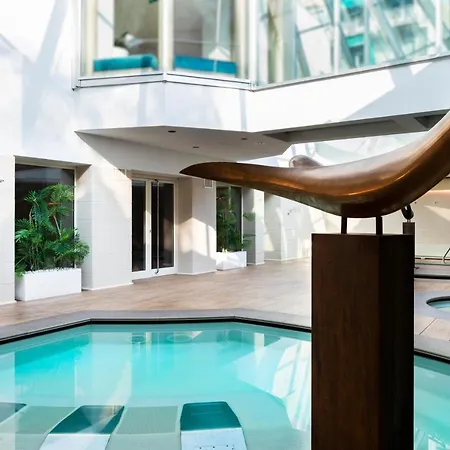 Grand & - The Leading Of The World Hotel