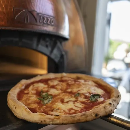 Grand & - The Leading Of The World 5*