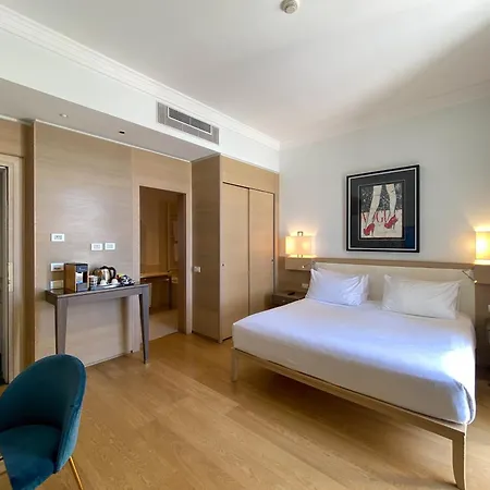 Grand & - The Leading Of The World Hotel