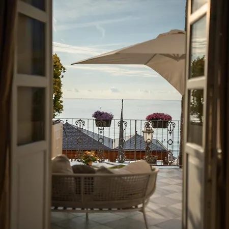 Hotel Grand & - The Leading Of The World 5*