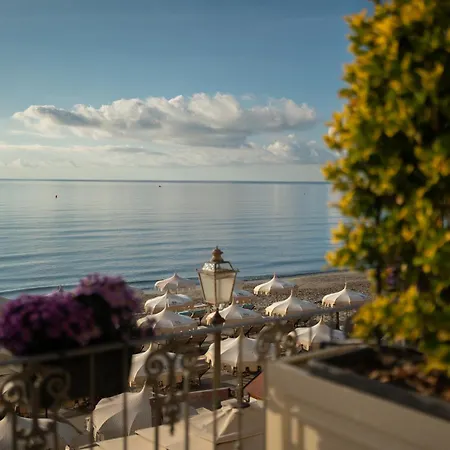 Grand & - The Leading Of The World Hotel Alassio