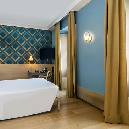Hotel Grand & - The Leading Of The World