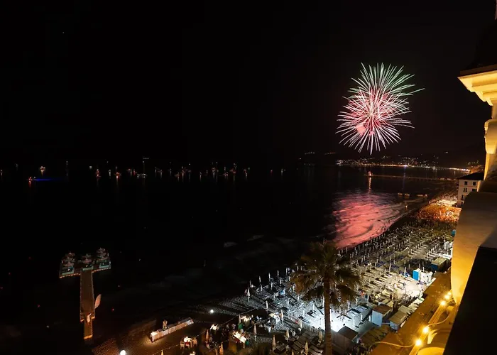 Grand & - The Leading Of The World Hotell Alassio