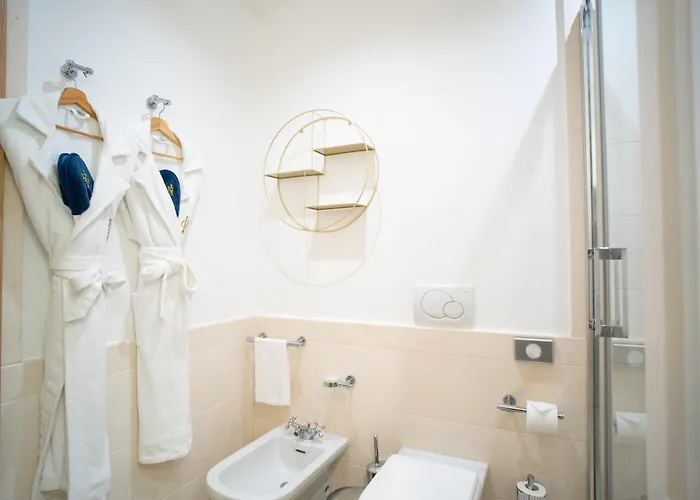 Grand & - The Leading Of The World 5*